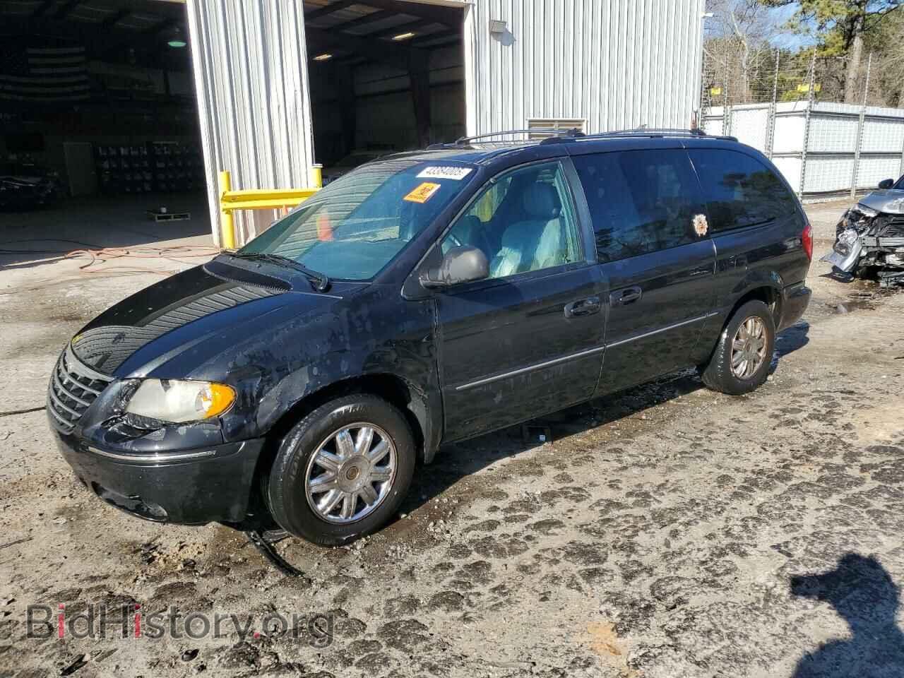 Фотография 2C4GP64L65R136888 - CHRYSLER MINIVAN 2005