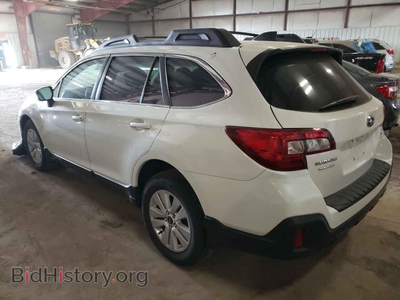 2019 SUBARU OUTBACK - VIN: 4S4BSAHC1K3211809 - Фото 3