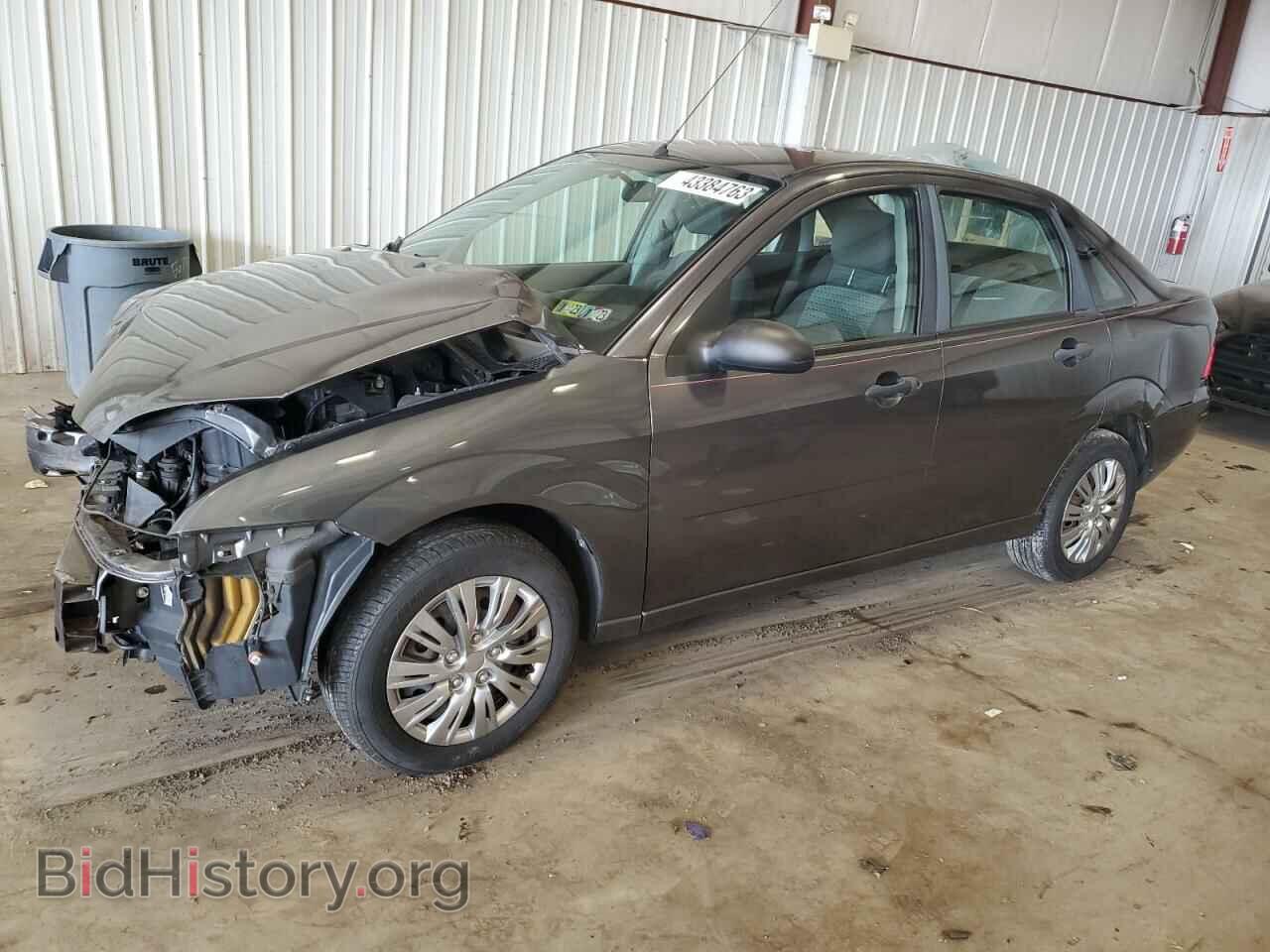 Фотография 1FAFP34N76W252112 - FORD FOCUS 2006