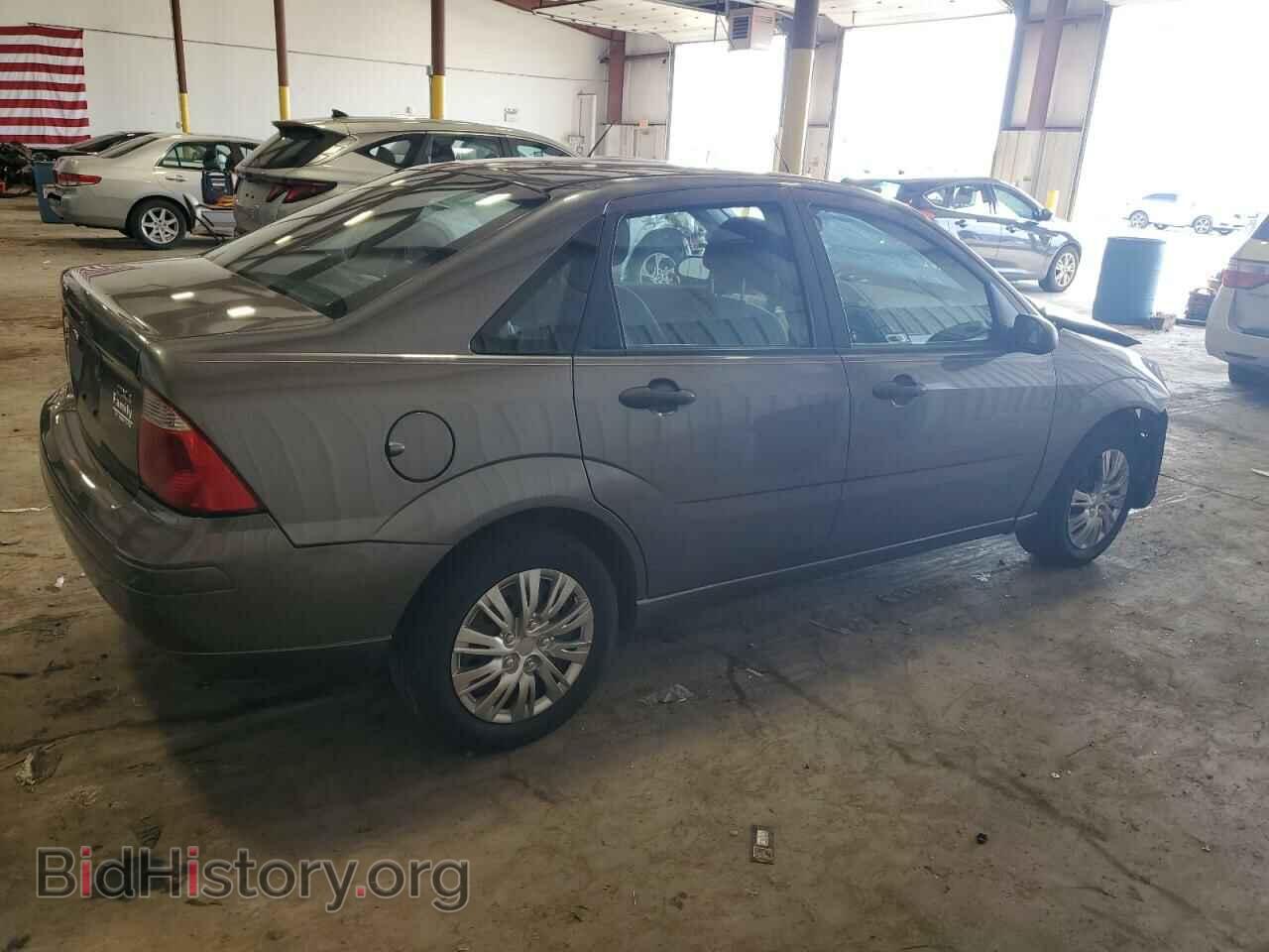 2006 FORD FOCUS - VIN: 1FAFP34N76W252112 - Фото 3