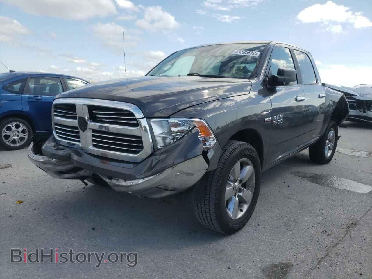 2017 RAM 1500 - VIN: 1C6RR6LT0HS820141 - Фото 2