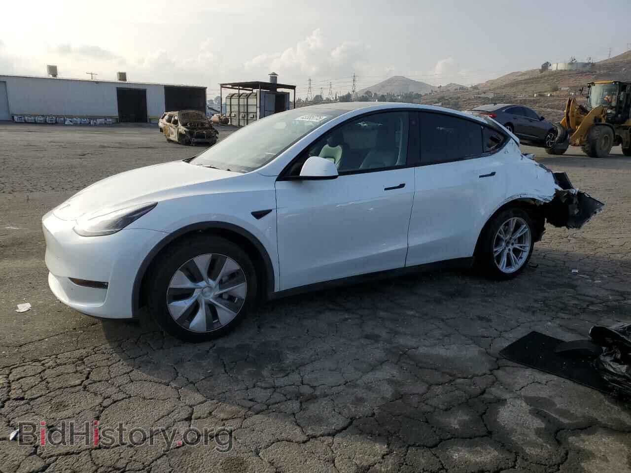 Фотография 7SAYGAEE8PF609151 - TESLA MODEL Y 2023