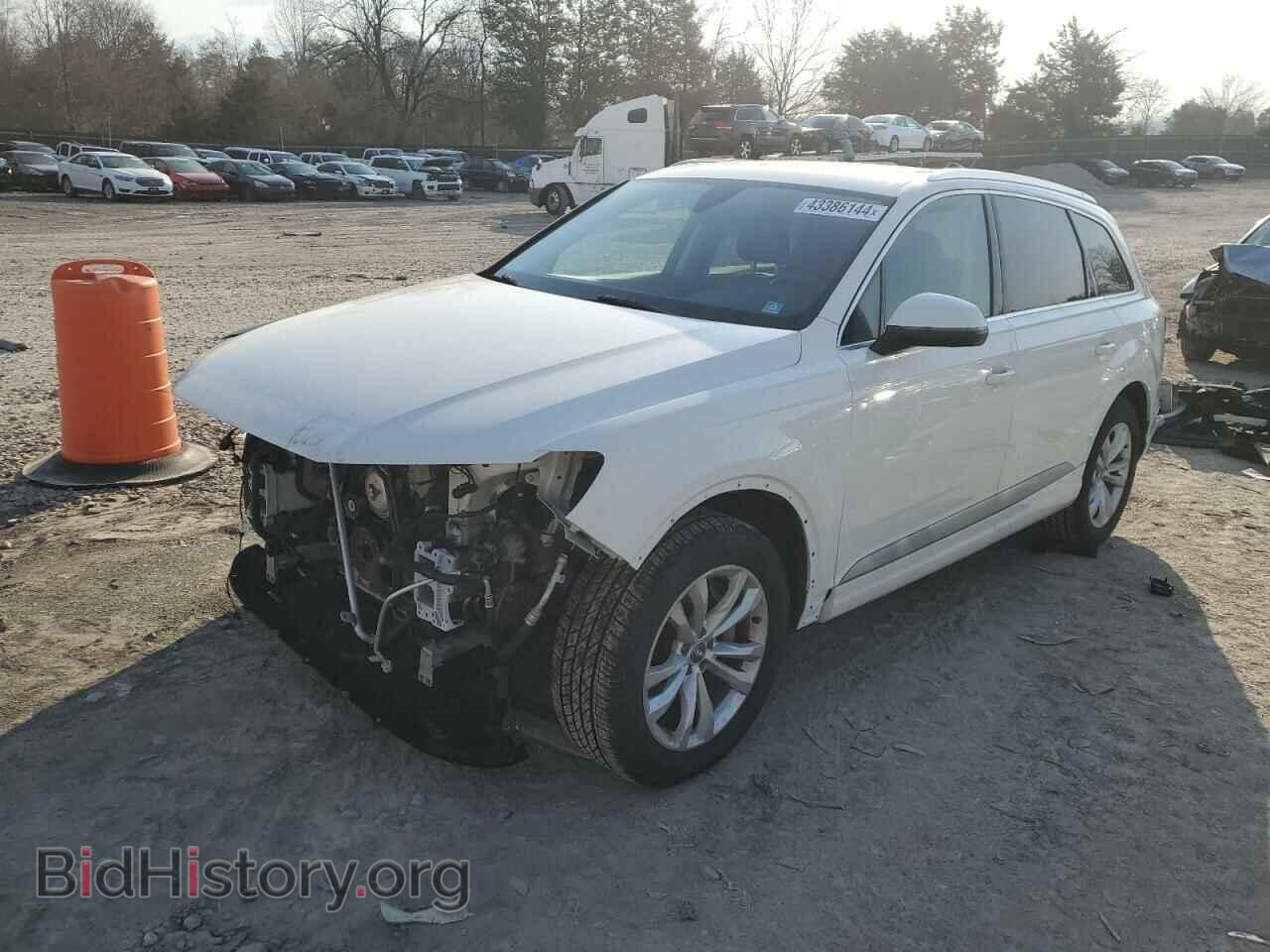 Photo WA1LAAF76JD021203 - AUDI Q7 2018