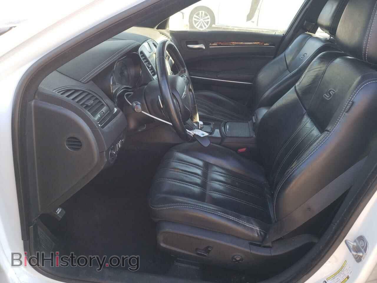 2018 CHRYSLER 300 - VIN: 2C3CCABG4JH266997 - Фото 7
