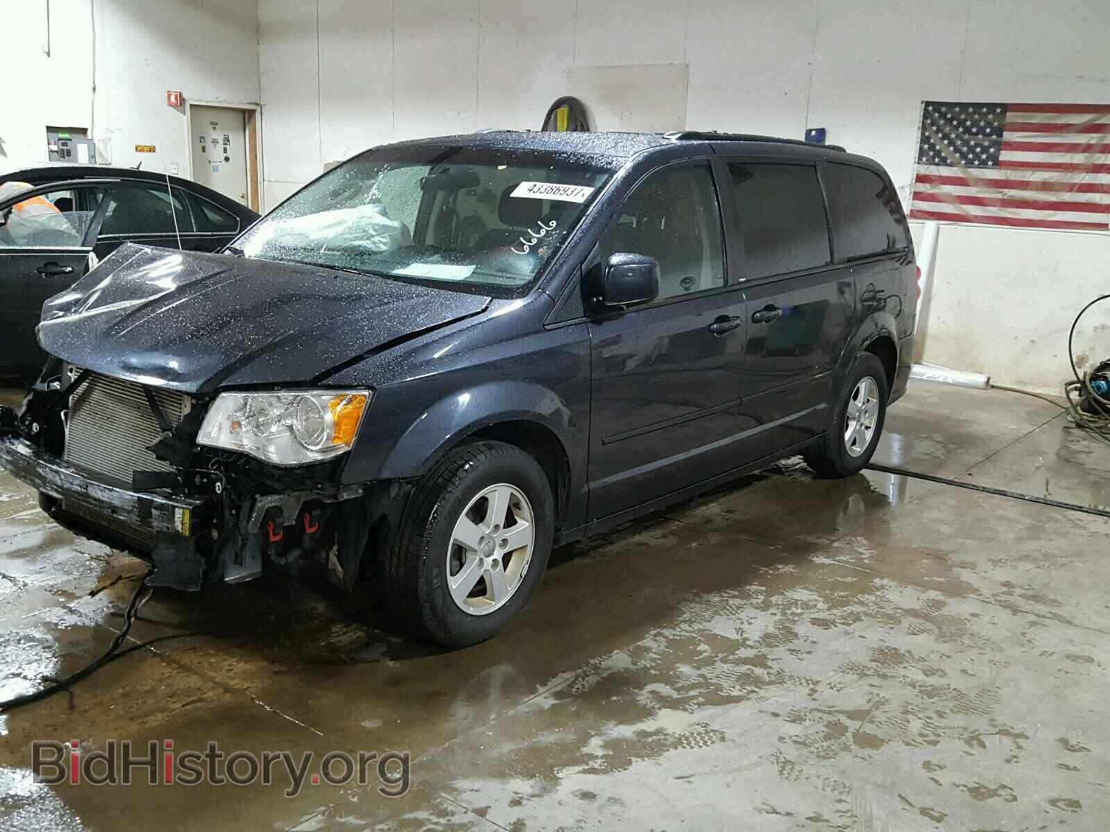 2013 DODGE CARAVAN - VIN: 2C4RDGCG9DR636666 - Фото 2