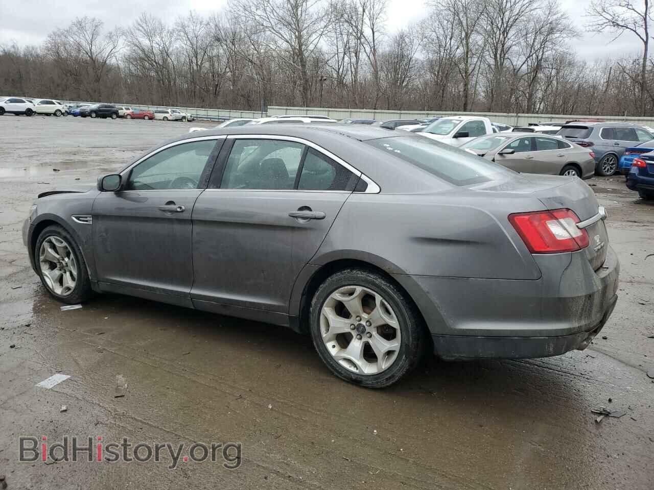 2011 FORD TAURUS - VIN: 1FAHP2HW1BG100546 - Фото 2