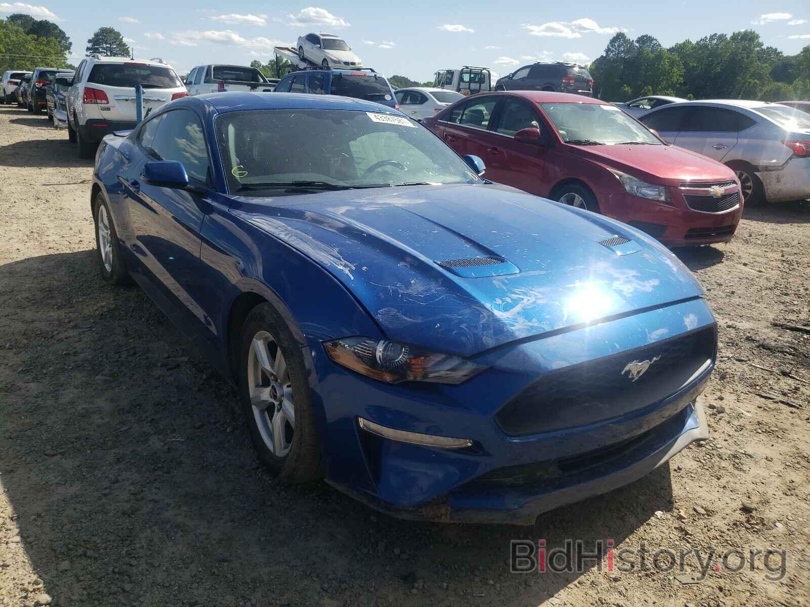Photo 1FA6P8TH5J5176218 - FORD MUSTANG 2018