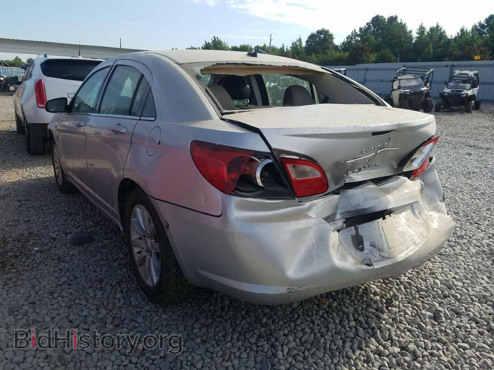 2010 CHRYSLER SEBRING - VIN: 1C3CC5FB9AN141023 - Фото 3