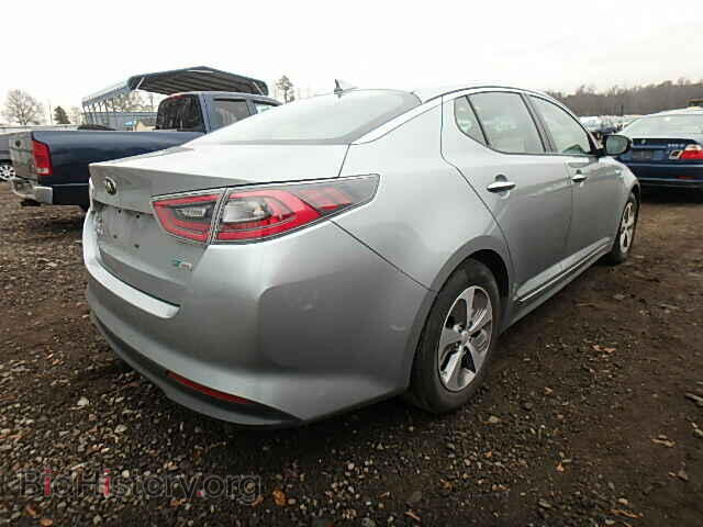 2014 KIA OPTIMA - VIN: KNAGM4AD4E5067252 - Photo 4