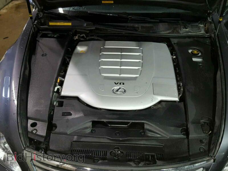 2012 Lexus LS (VIN JTHCL5EF7C5013137) — photo 7 of 10