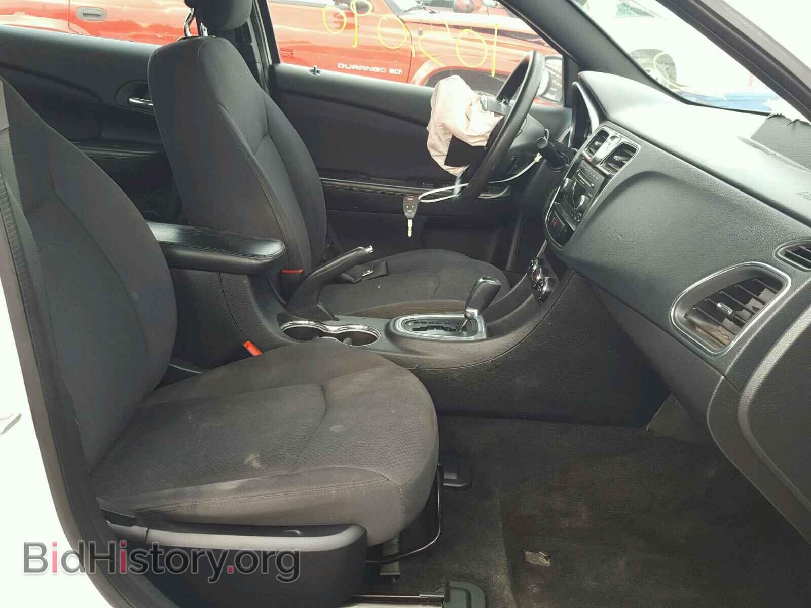2012 CHRYSLER 200 - VIN: 1C3CCBAB2CN262582 - Фото 5