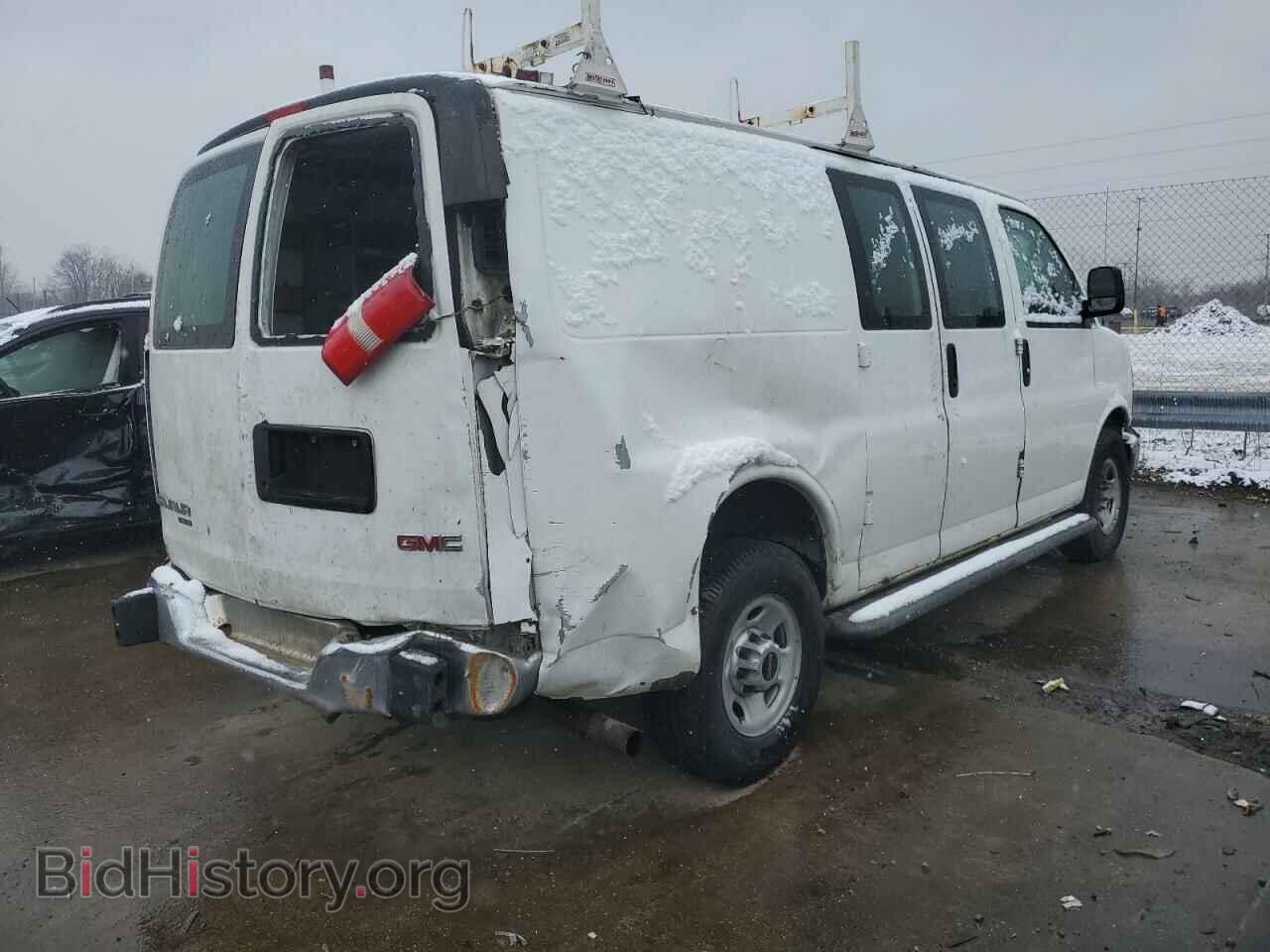 2015 GMC SAVANA - VIN: 1GTW7FCF6F1907945 - Фото 3