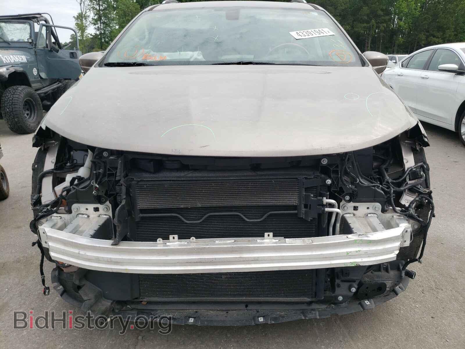 2018 CHRYSLER PACIFICA - VIN: 2C4RC1EG6JR306203 - Фото 9