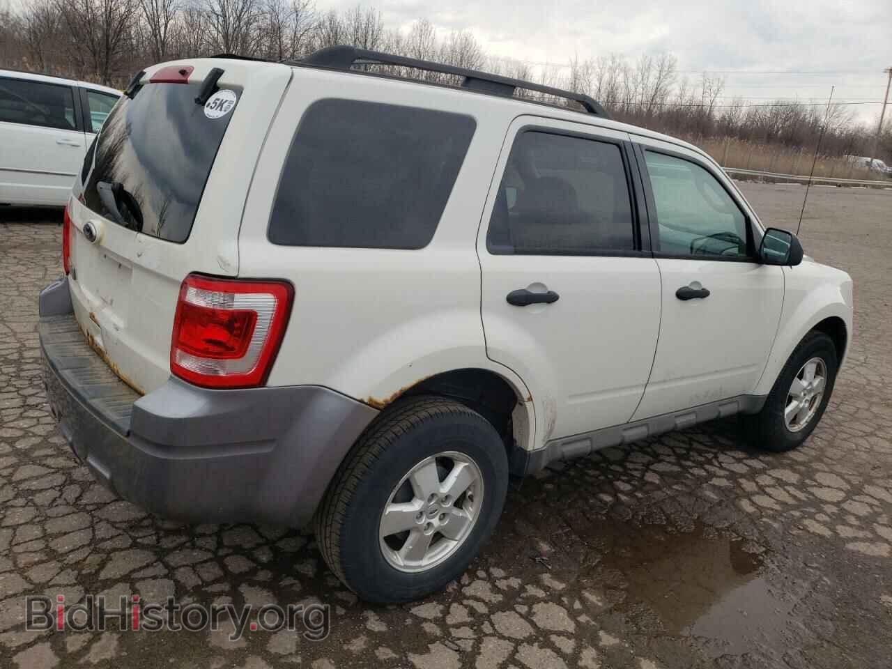 2009 FORD ESCAPE - VIN: 1FMCU037X9KB63598 - Фото 3