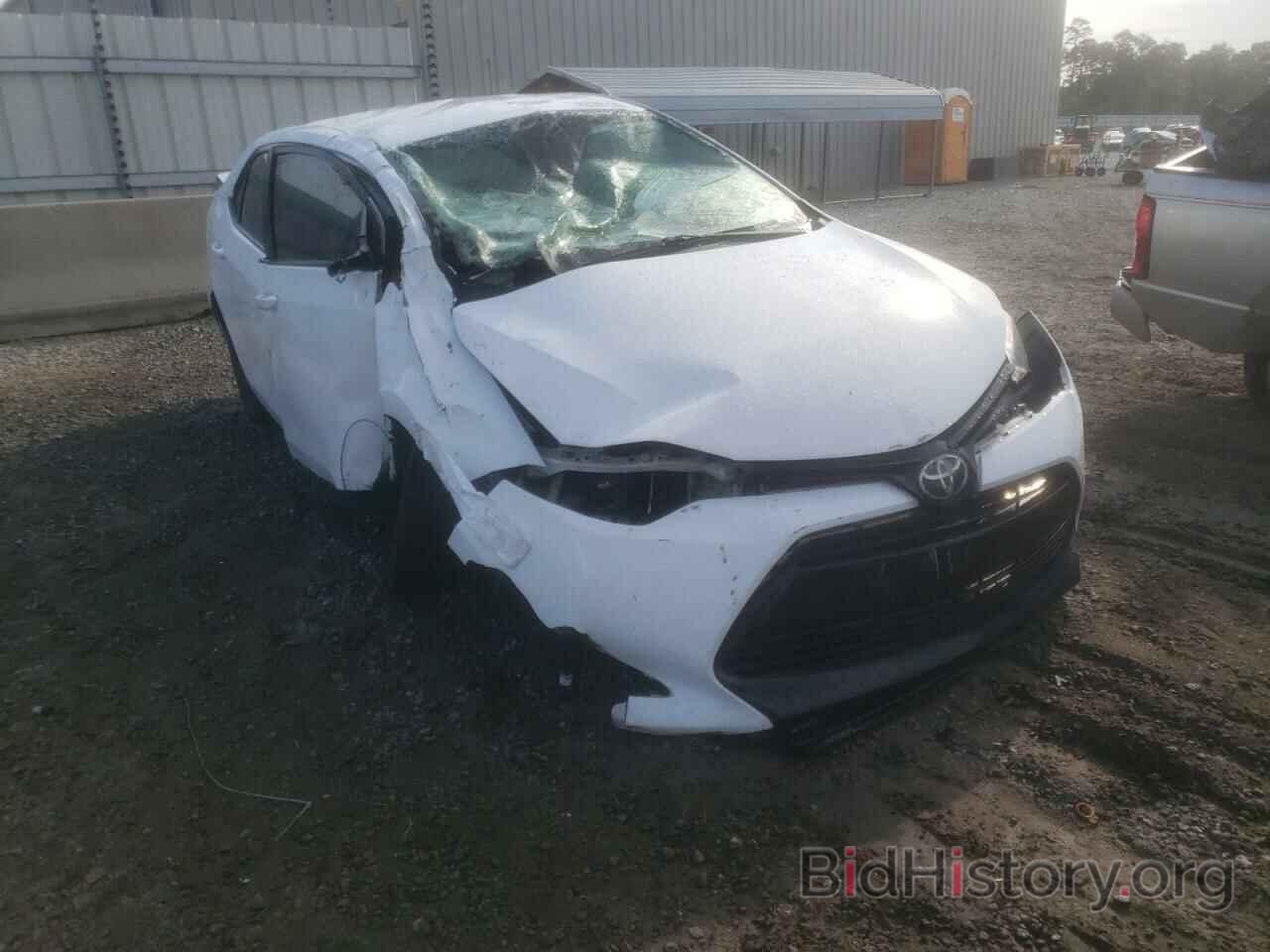 Photo 5YFBURHE4HP733655 - TOYOTA COROLLA 2017