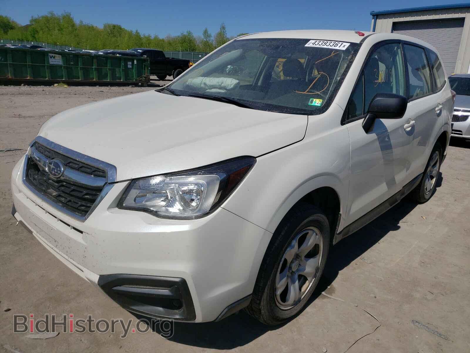 2018 SUBARU FORESTER - VIN: JF2SJAAC2JG571214 - Фото 2