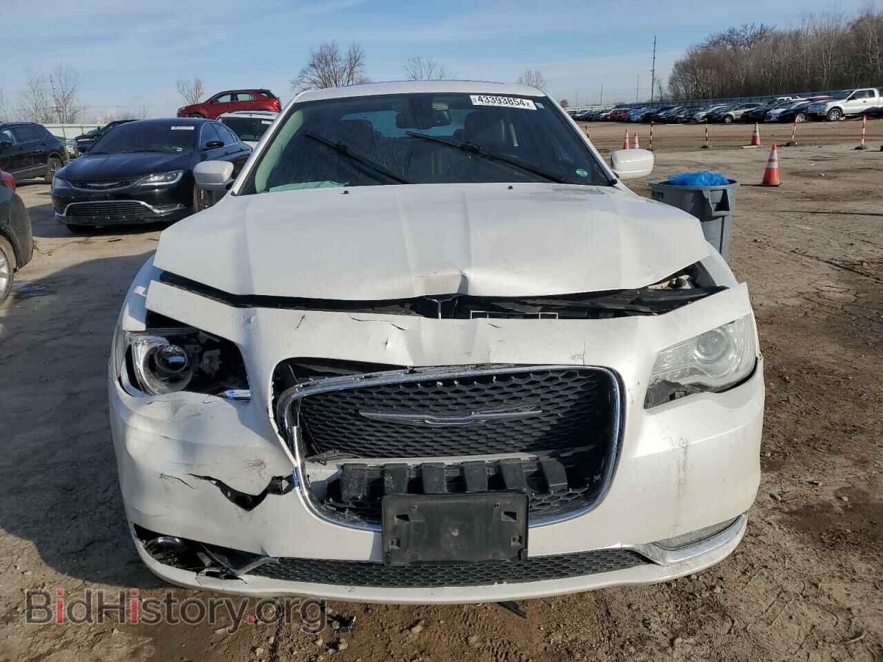 2016 CHRYSLER 300 - VIN: 2C3CCARG9GH182902 - Фото 5