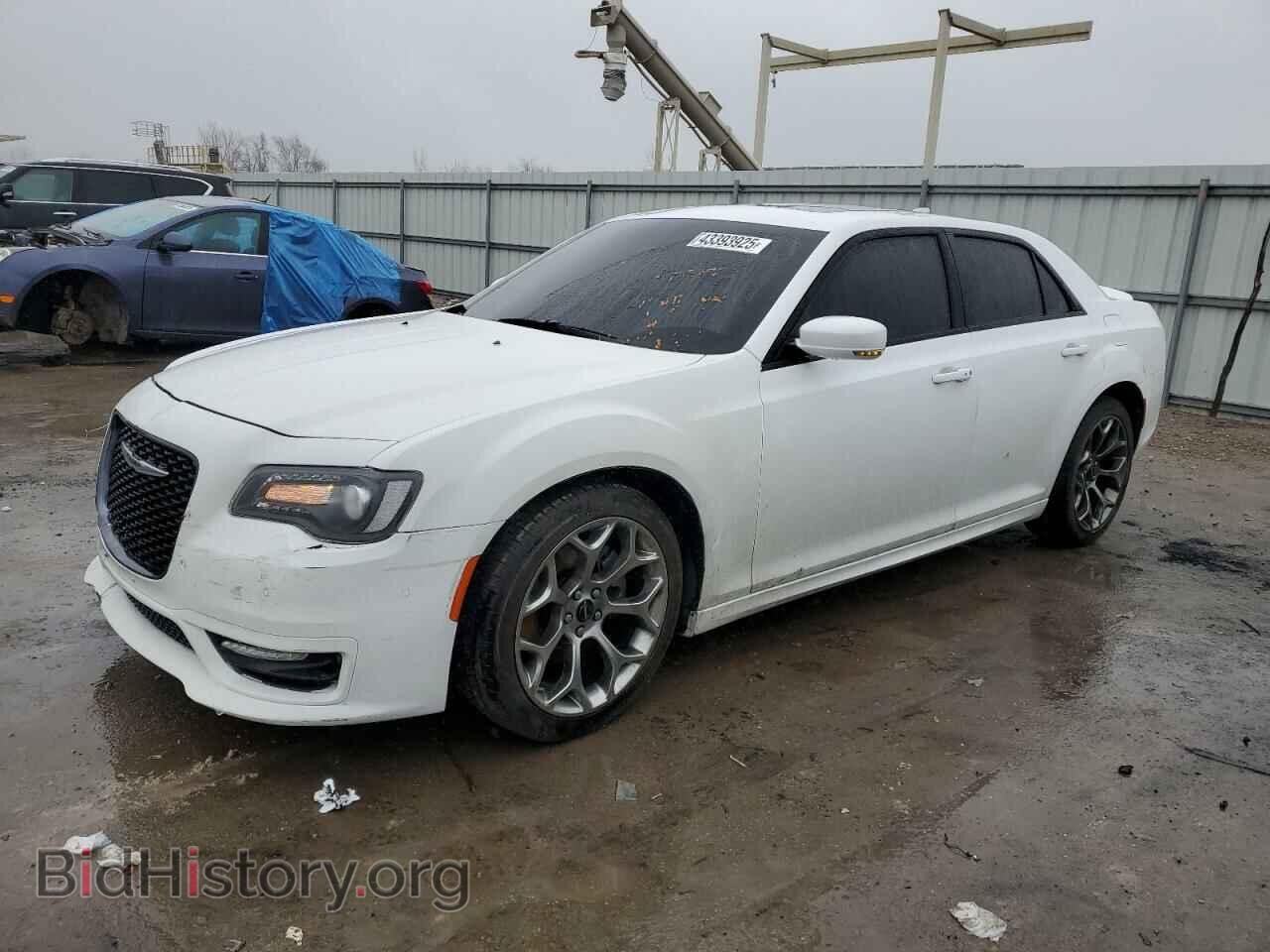 Фотография 2C3CCABG5JH269665 - CHRYSLER 300 2018