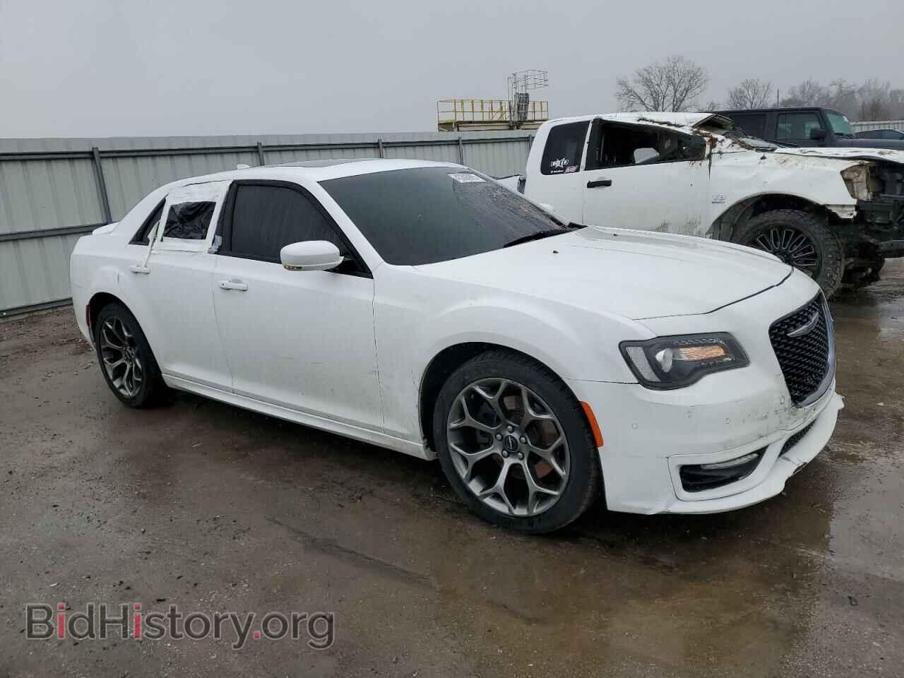 2018 CHRYSLER 300 - VIN: 2C3CCABG5JH269665 - Фото 4
