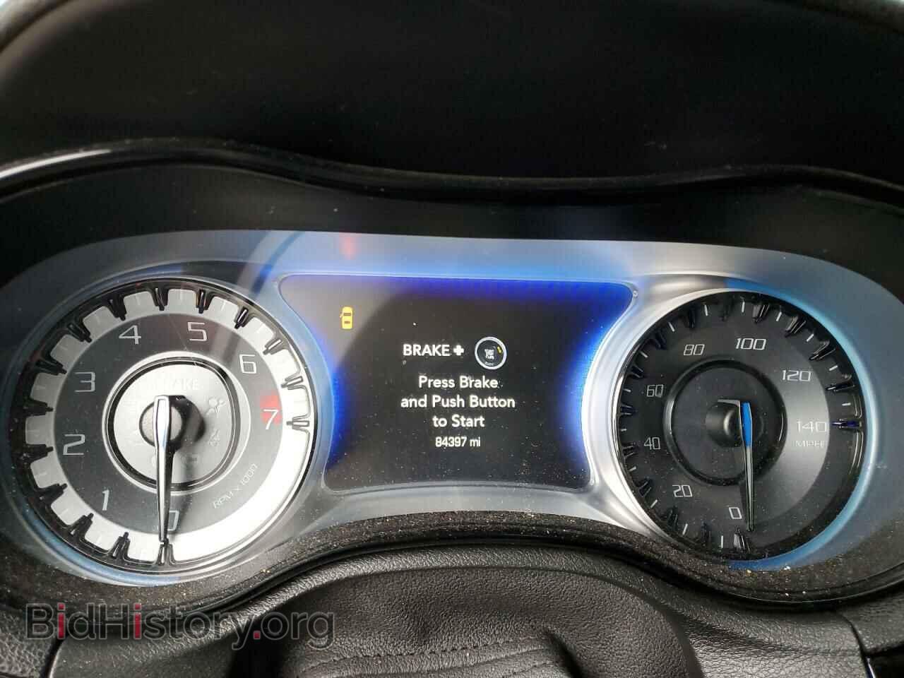 2018 CHRYSLER 300 - VIN: 2C3CCABG5JH269665 - Фото 9