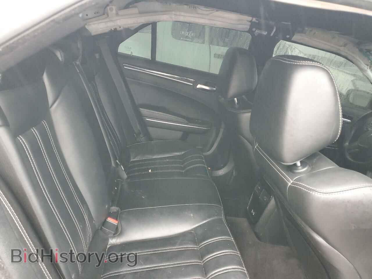 2018 CHRYSLER 300 - VIN: 2C3CCABG5JH269665 - Фото 10