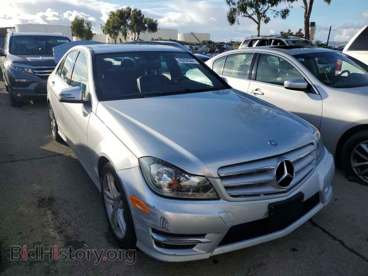 2013 MERCEDES-BENZ C-CLASS - VIN: WDDGF4HB9DA869714 - Фото 4