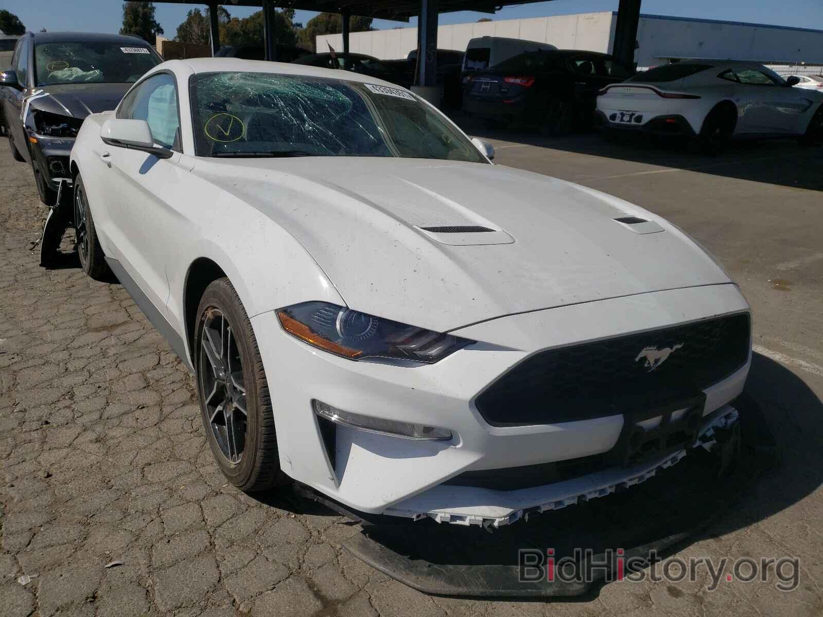 Photo 1FA6P8TH8L5132300 - FORD MUSTANG 2020