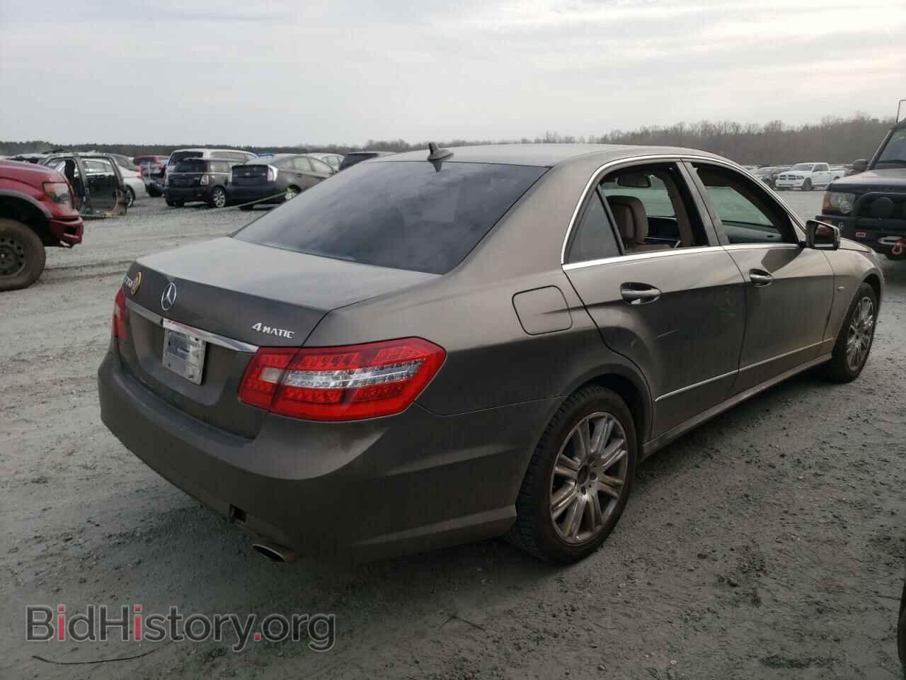 2012 MERCEDES-BENZ E-CLASS - VIN: WDDHF8JB2CA656219 - Фото 3