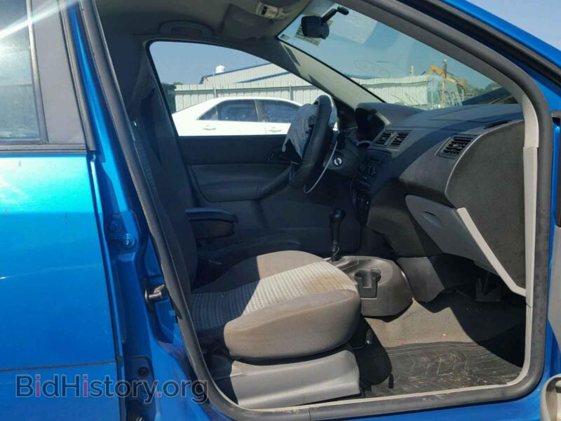 2007 Ford FOCUS (VIN 1FAFP34N47W201684) — фото 5 из 10