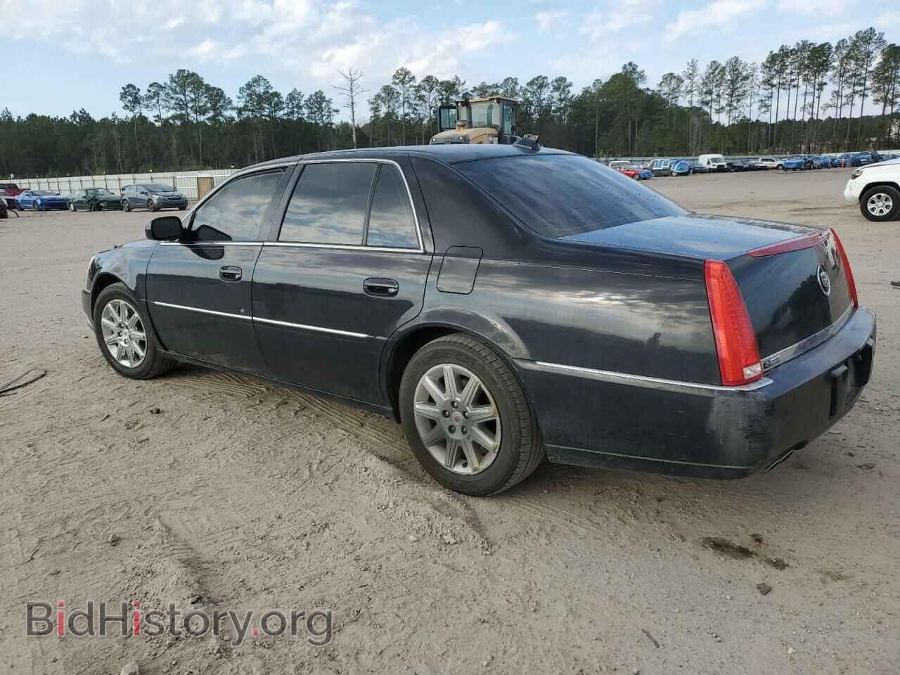2011 CADILLAC DTS - VIN: 1G6KH5E62BU140898 - Фото 2