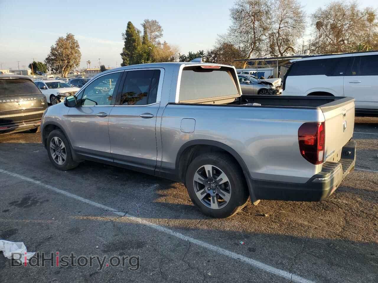 2017 HONDA RIDGELINE - VIN: 5FPYK2F57HB011450 - Фото 2