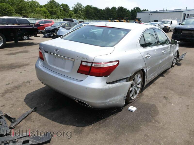 2007 Lexus LS460 (VIN JTHBL46F975013845) — фото 4 из 10