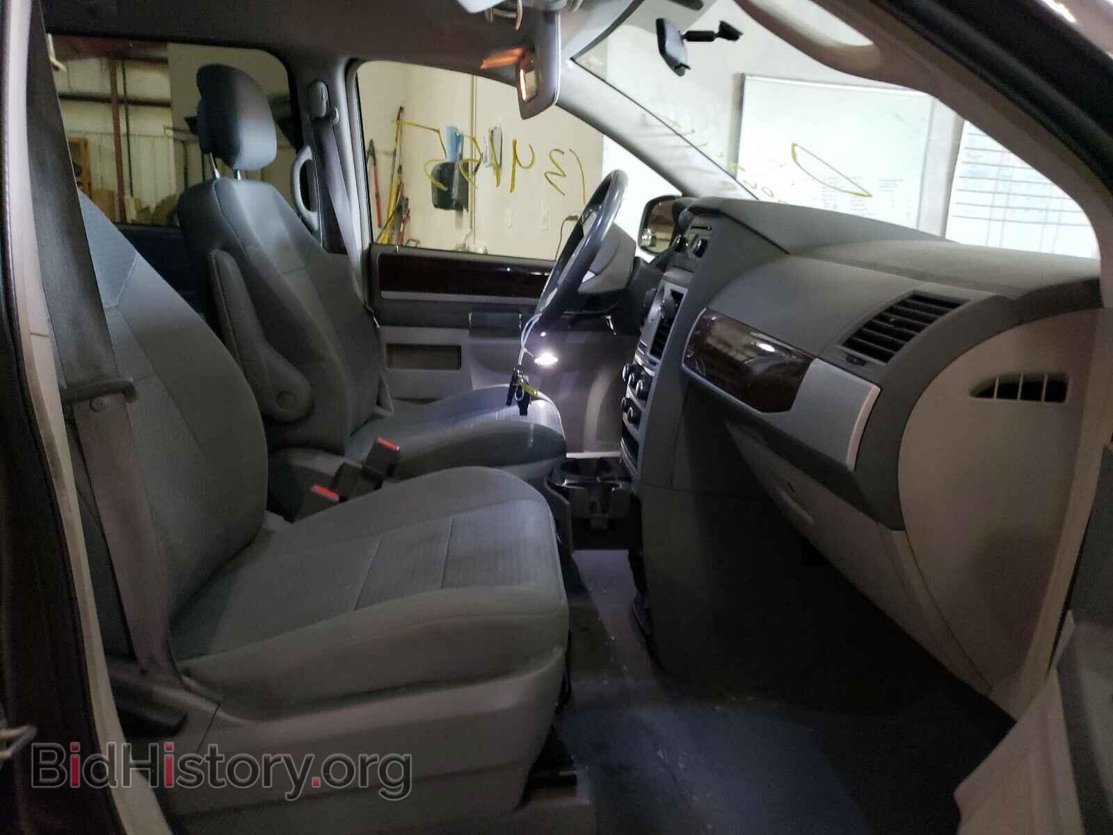 2010 CHRYSLER MINIVAN - VIN: 2A4RR5D12AR386936 - Фото 5