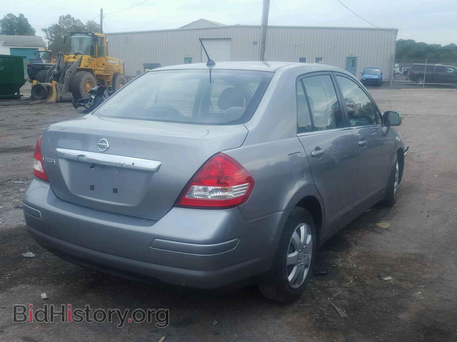 2008 NISSAN VERSA - VIN: 3N1BC11E88L459018 - Фото 4