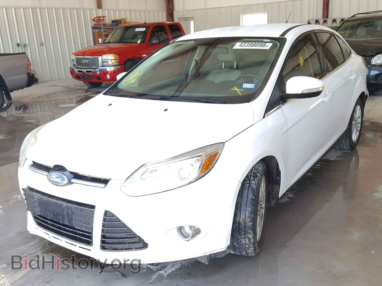 2012 Ford FOCUS (VIN 1FAHP3H27CL312220) — photo 2 of 10