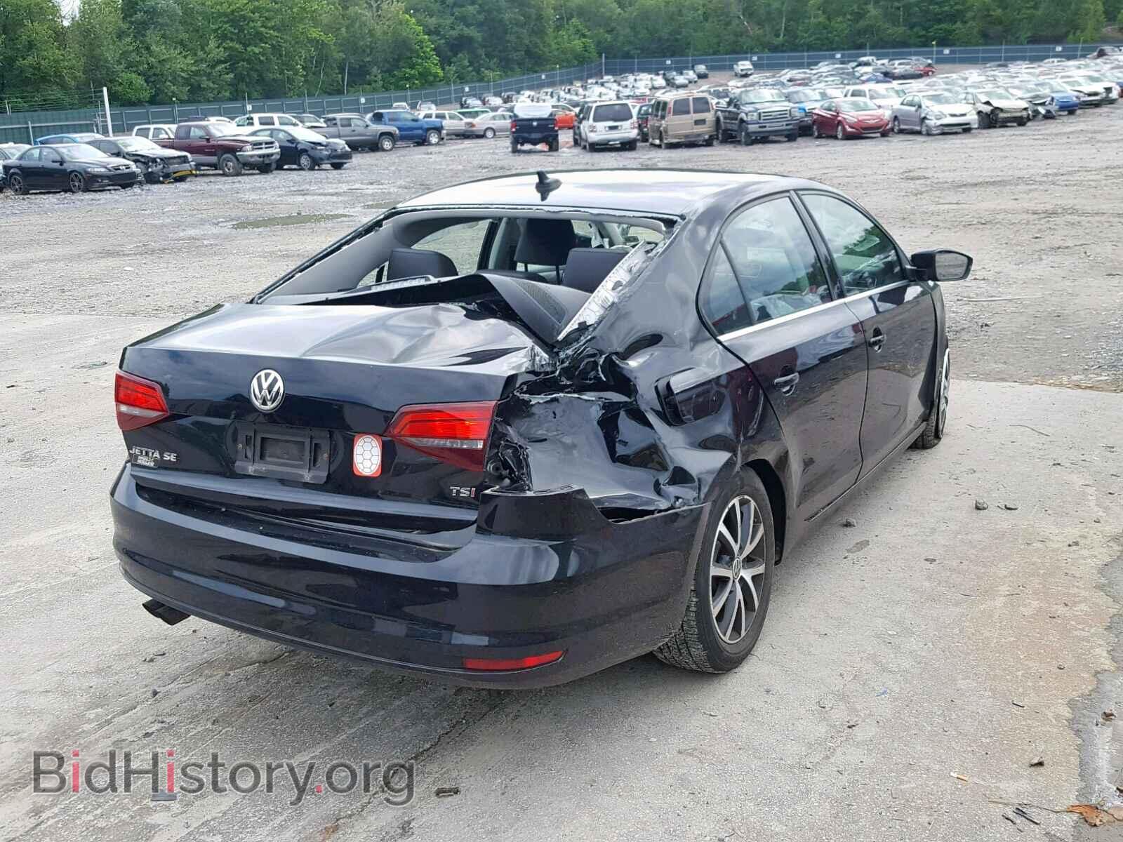 2017 VOLKSWAGEN JETTA - VIN: 3VWDB7AJ7HM239286 - Фото 4