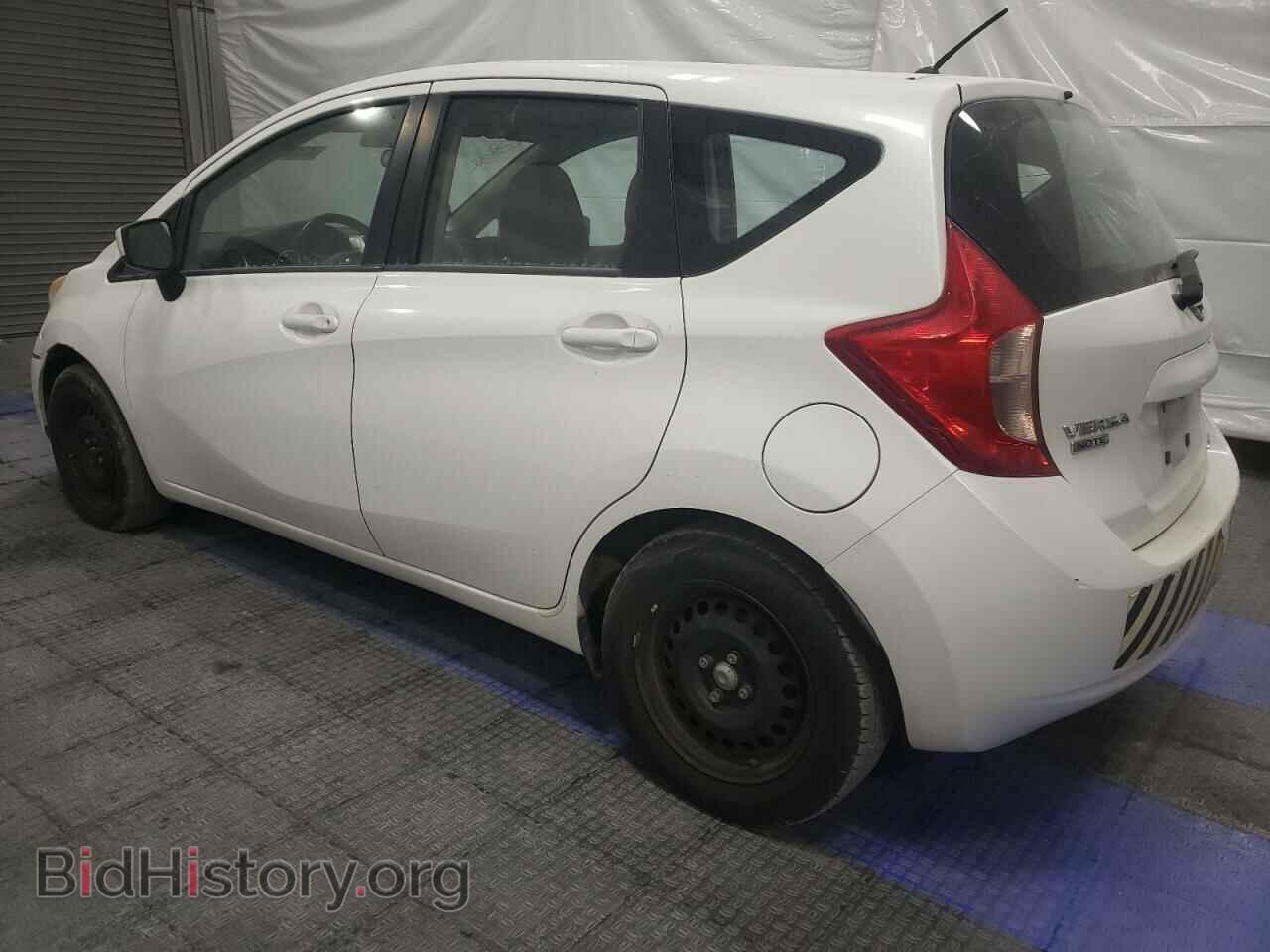 2015 NISSAN VERSA - VIN: 3N1CE2CP5FL352556 - Фото 2