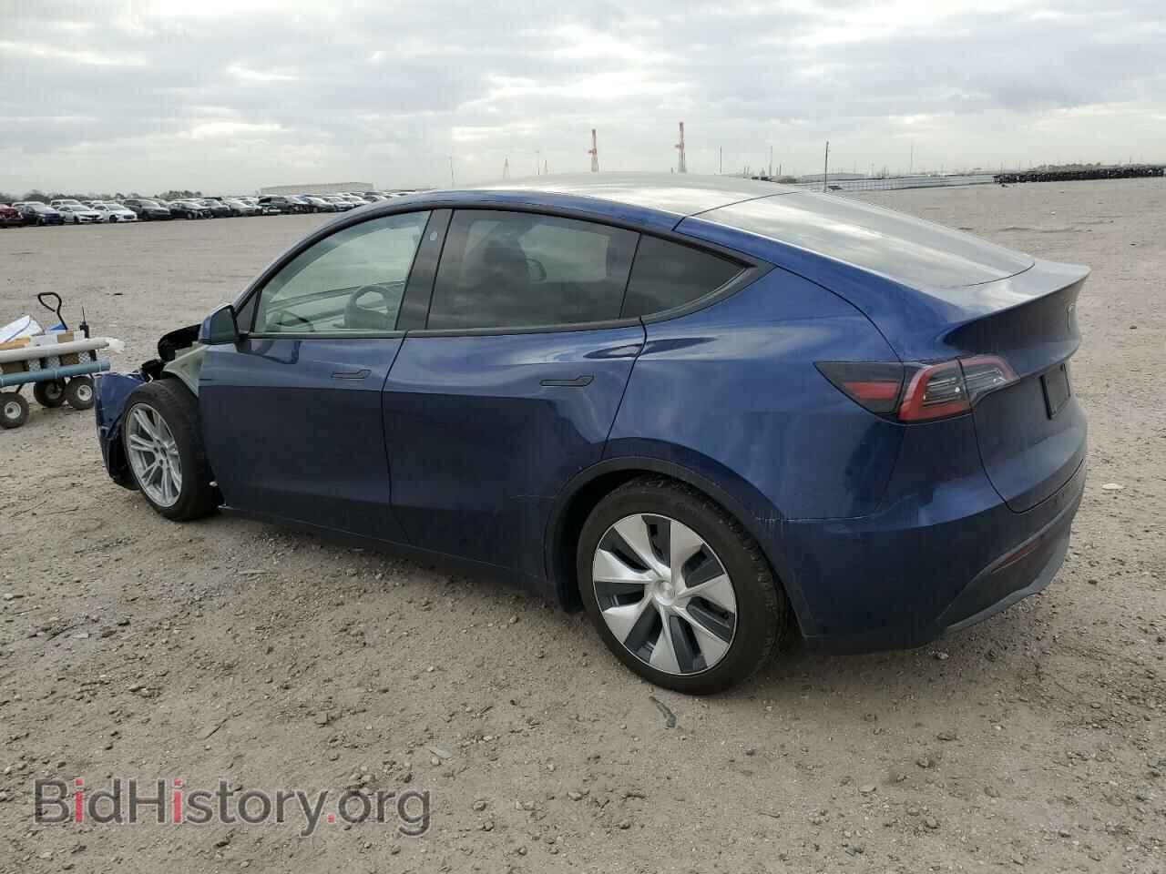 2022 TESLA MODEL Y - VIN: 7SAYGDEE8NF378461 - Фото 2