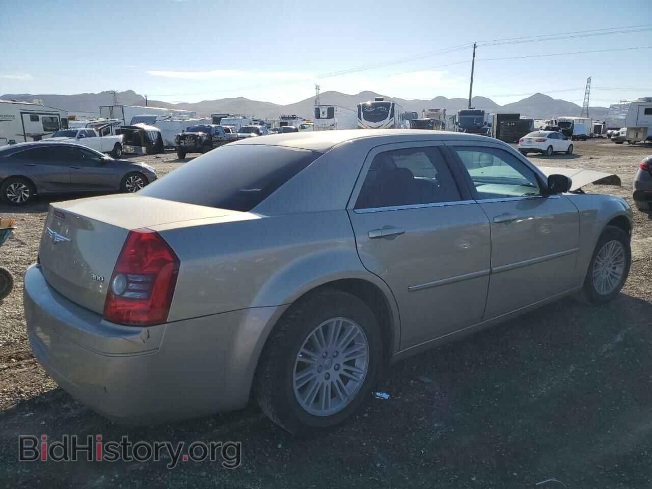 2009 CHRYSLER 300 - VIN: 2C3KA43D59H521269 - Фото 3