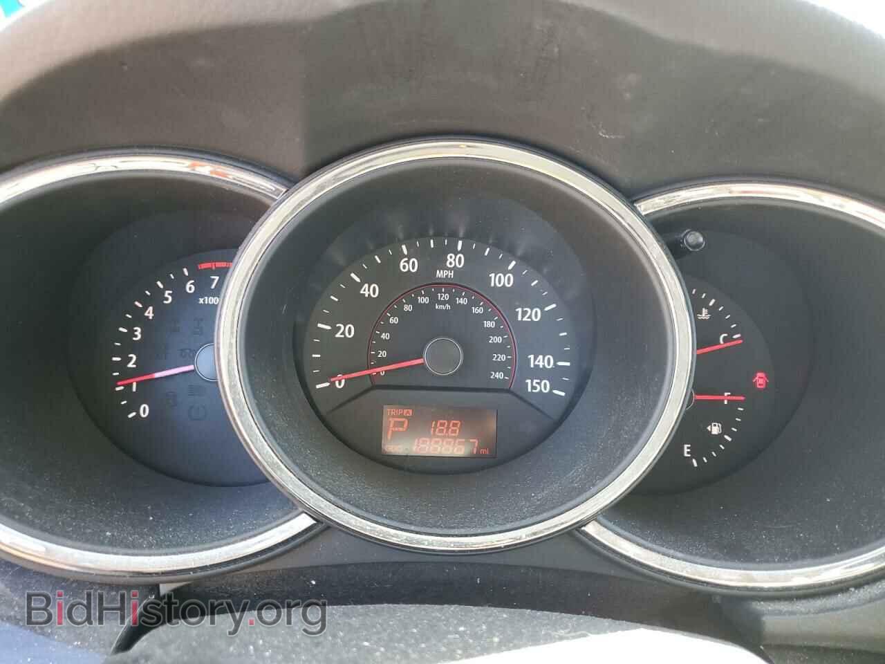 2011 KIA SORENTO - VIN: 5XYKT3A10BG063864 - Photo 9