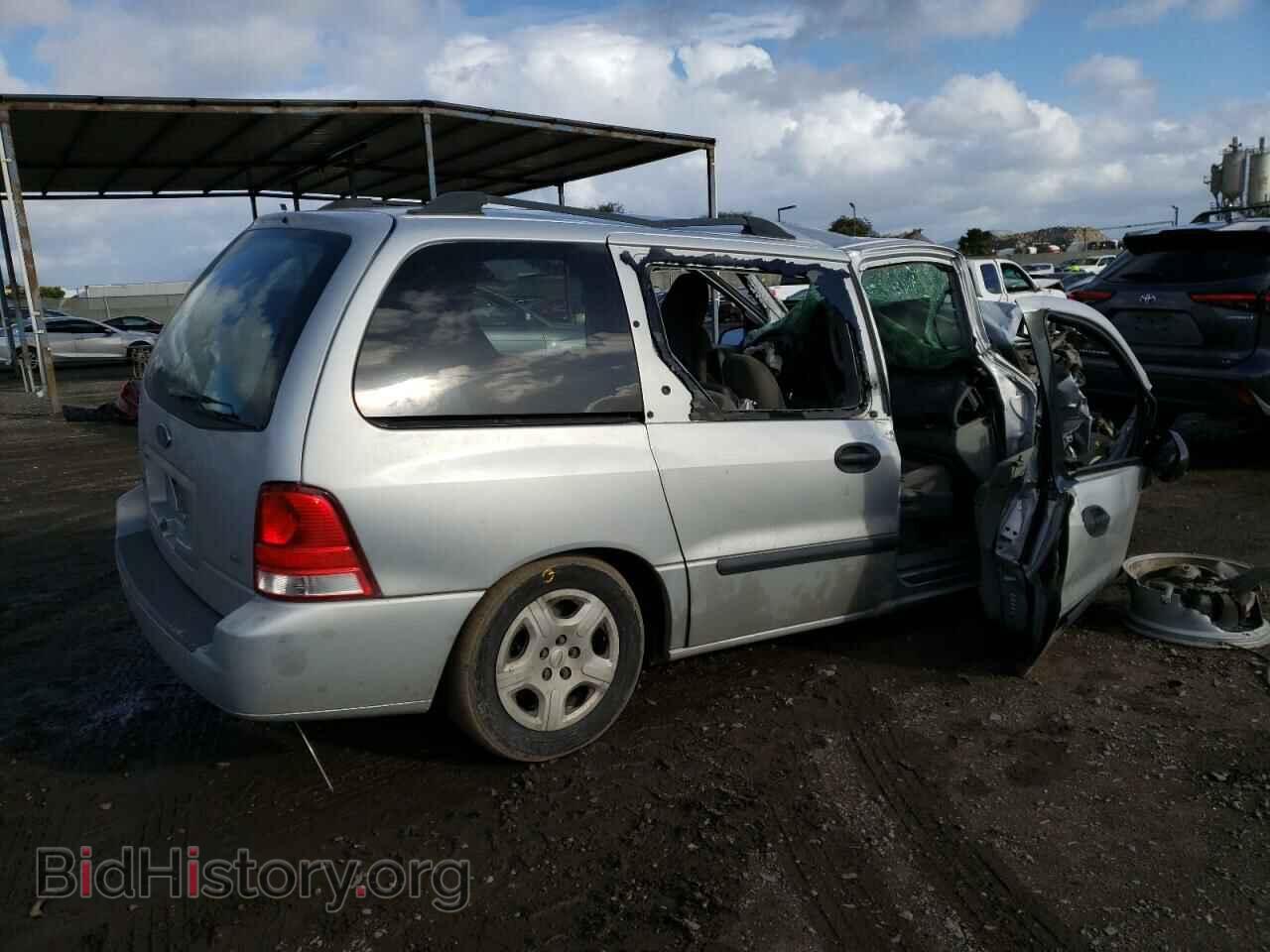 2007 FORD FREESTAR - VIN: 2FMZA51617BA02686 - Фото 3