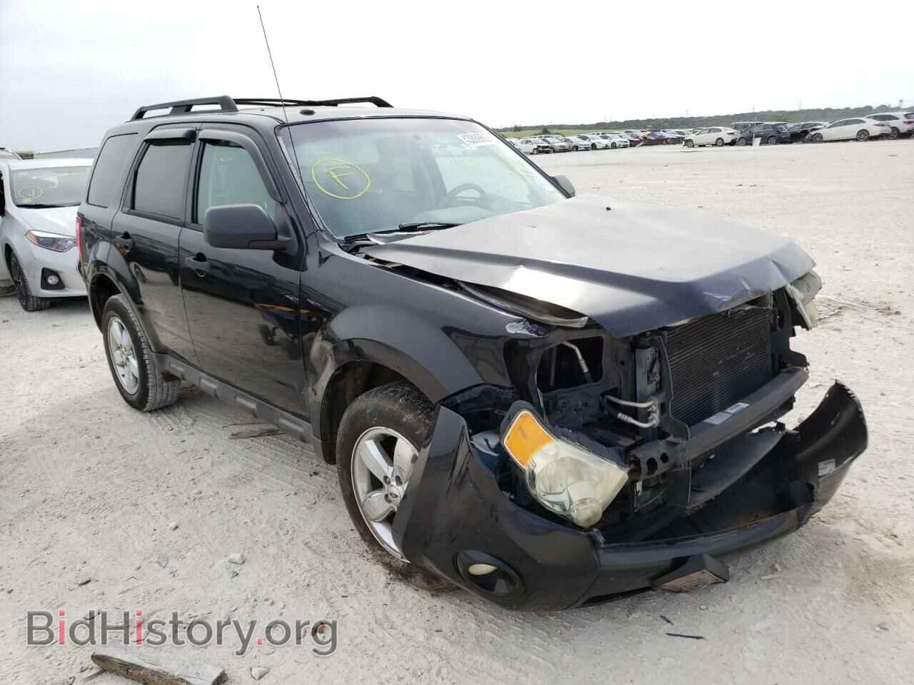Фотография 1FMCU0D73BKC50926 - FORD ESCAPE 2011