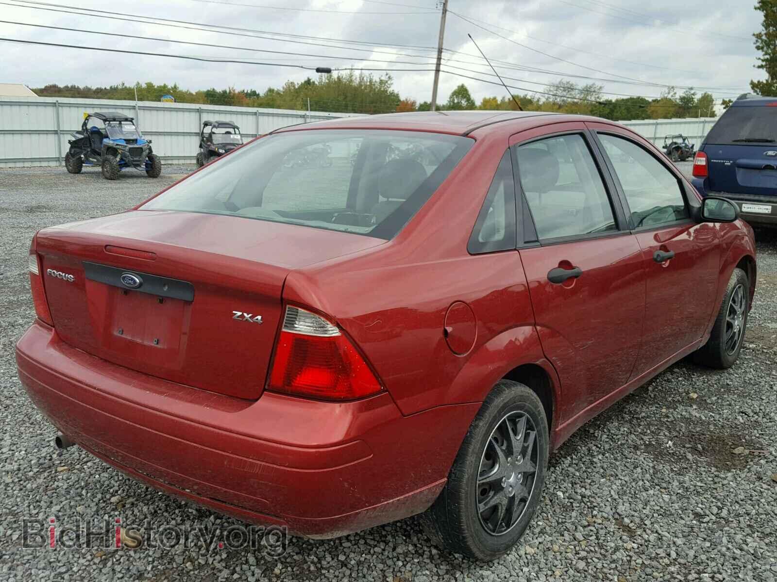 2005 FORD FOCUS - VIN: 1FAFP34N05W227857 - Фото 4
