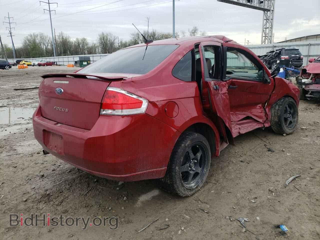 2011 FORD FOCUS - VIN: 1FAHP3EN6BW188596 - Фото 4