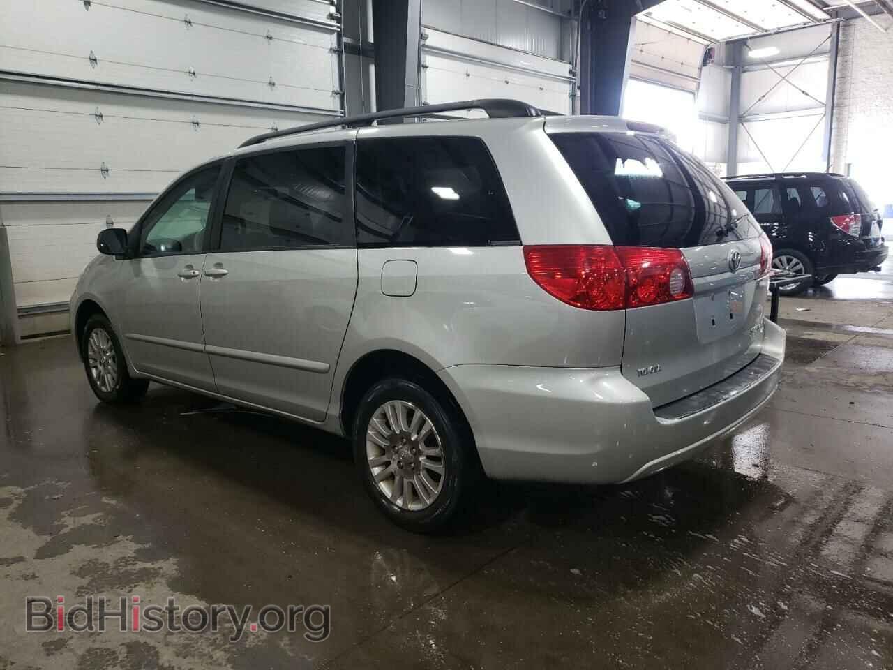 2010 TOYOTA All Models - VIN: 5TDJK4CC0AS029735 - Фото 2