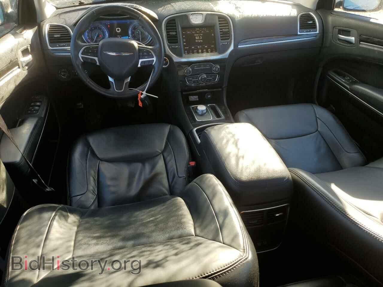 2016 CHRYSLER 300 - VIN: 2C3CCAAG2GH273781 - Фото 8