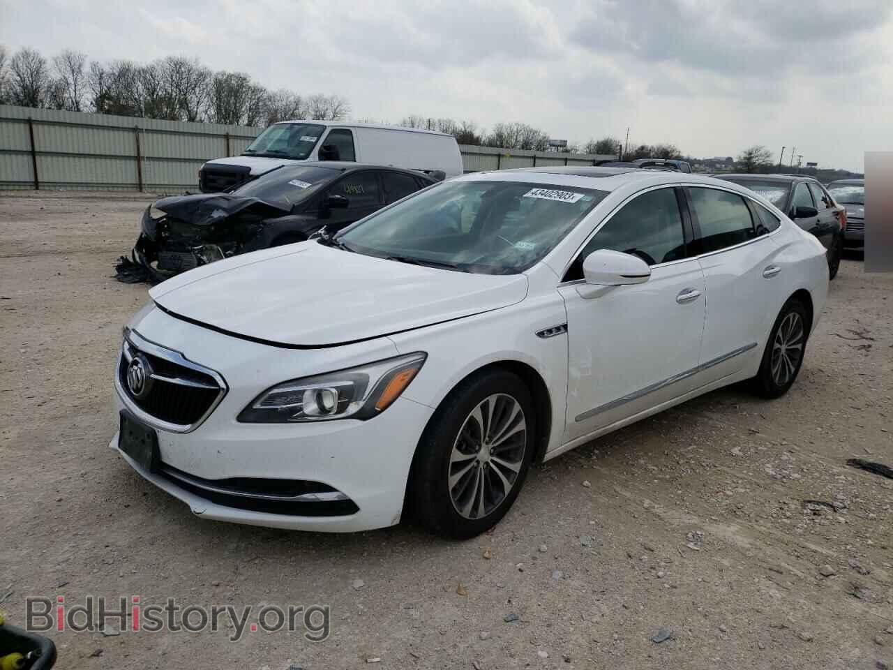 Photo 1G4ZP5SS1HU210511 - BUICK LACROSSE 2017