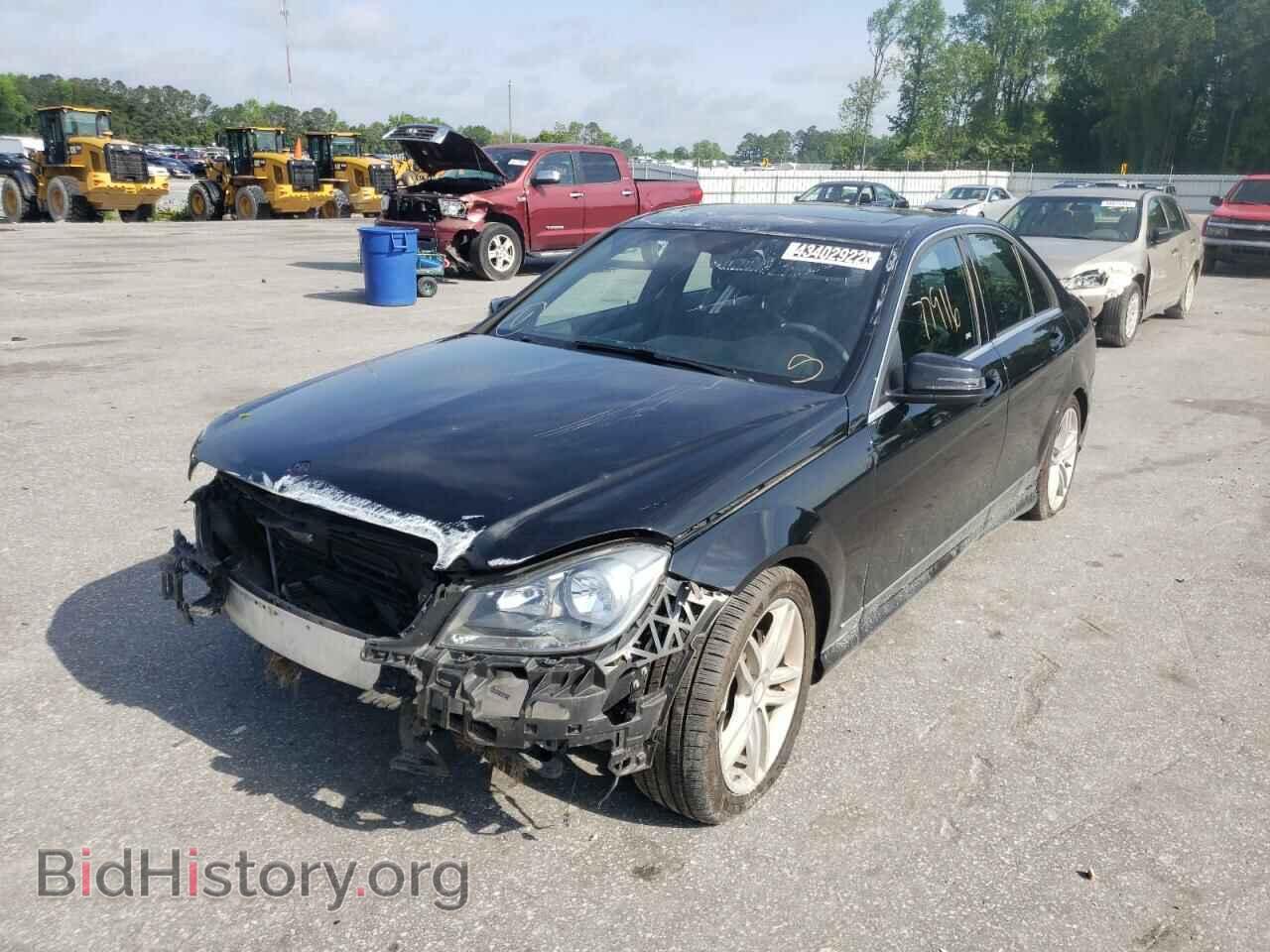 2014 MERCEDES-BENZ C-CLASS - VIN: WDDGF4HB7EA935405 - Фото 2