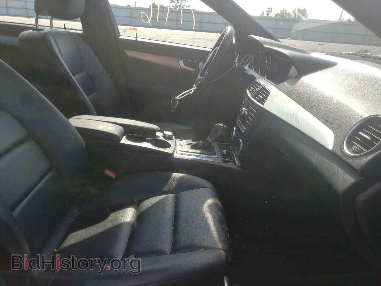 2014 MERCEDES-BENZ C-CLASS - VIN: WDDGF4HB7EA935405 - Фото 5