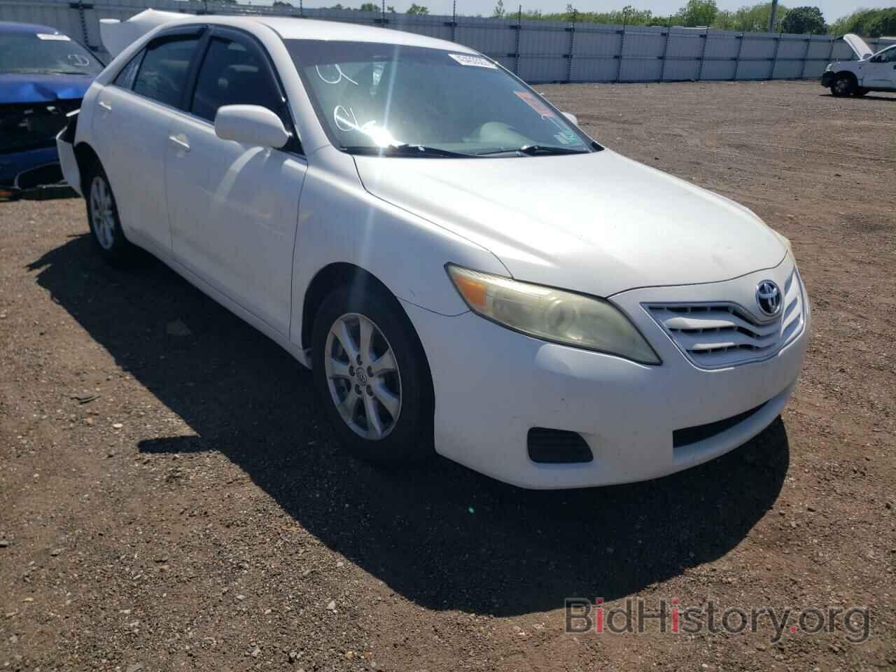 Photo 4T1BF3EKXBU655888 - TOYOTA CAMRY 2011